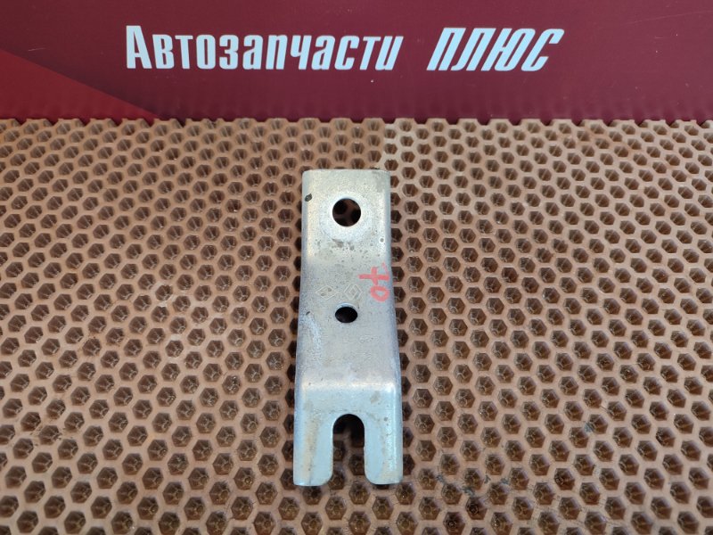 Кронштейн опоры кпп