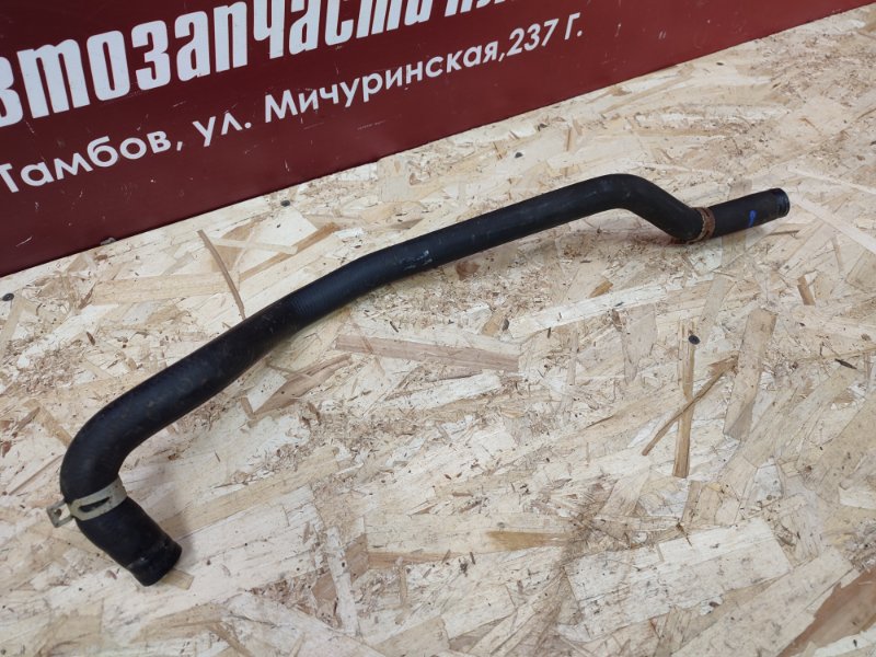 Патрубок отопителя