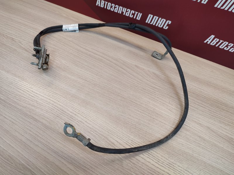 Клемма аккумулятора (минусовая)