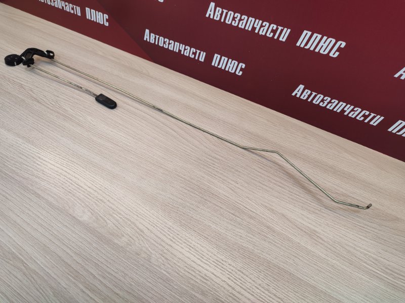 Тяга замка двери