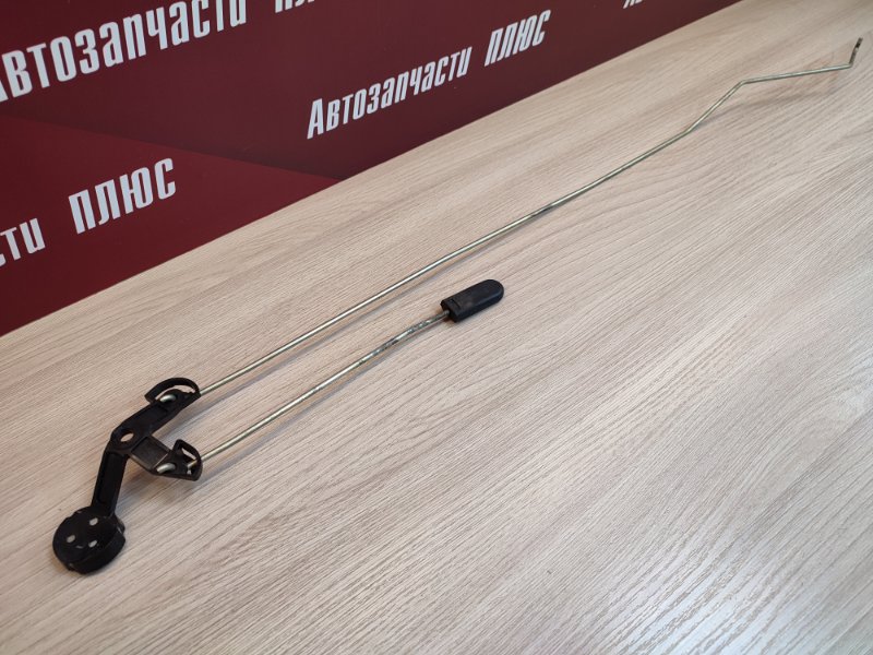 Тяга замка двери