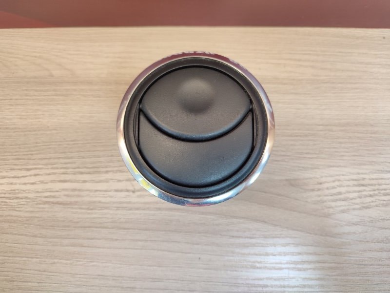 Воздушный дефлектор салона