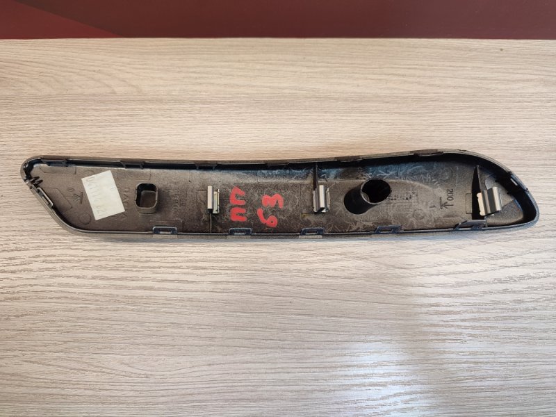 Накладка внутренней ручки двери