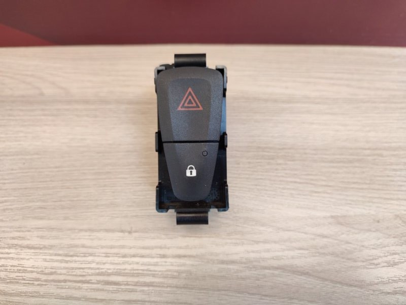 Кнопка аварийной сигнализации