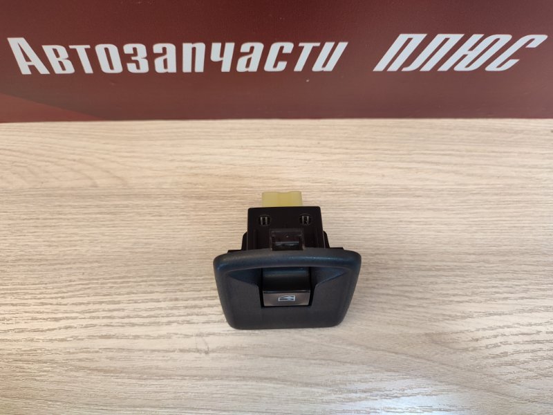 Кнопка стеклоподъемника