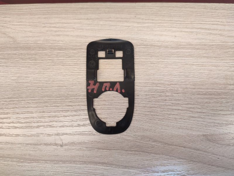 Уплотнитель ручки двери