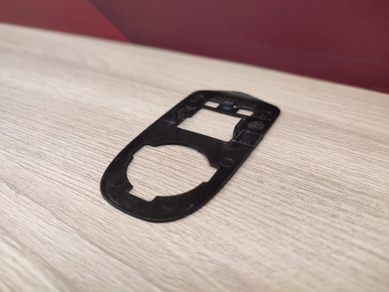 Уплотнитель ручки двери