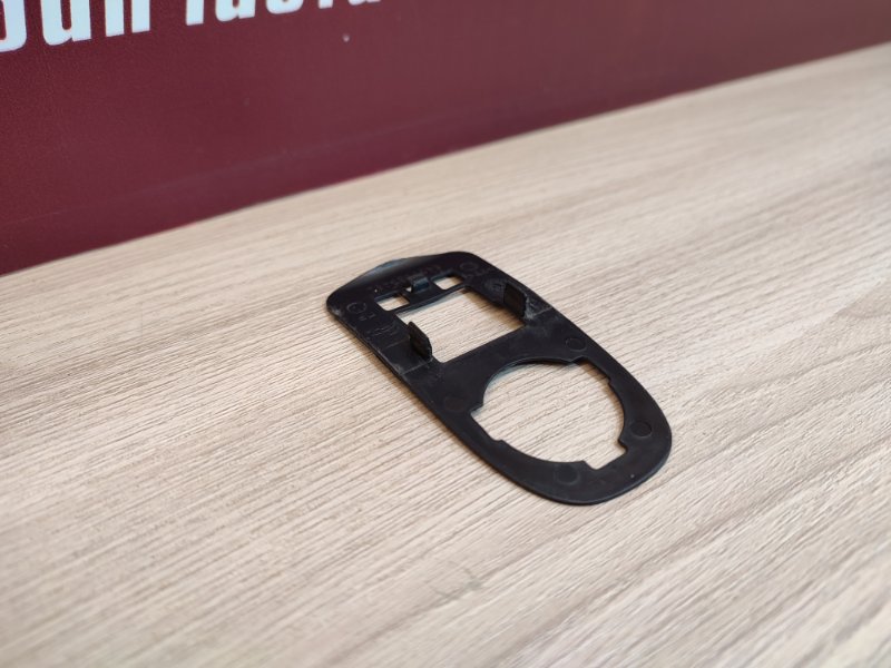 Уплотнитель ручки двери