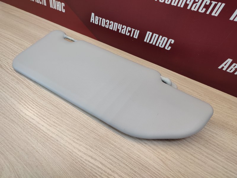 Козырек солнцезащитный