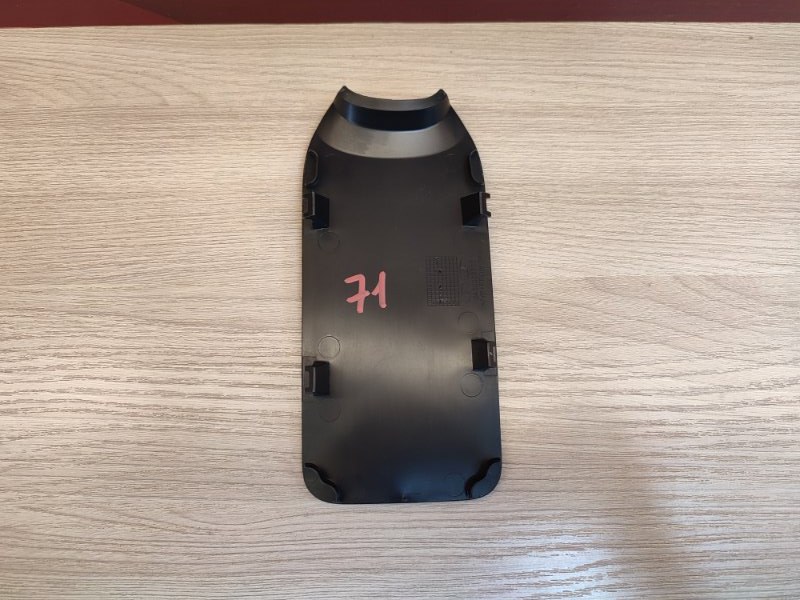 Заглушка салонная