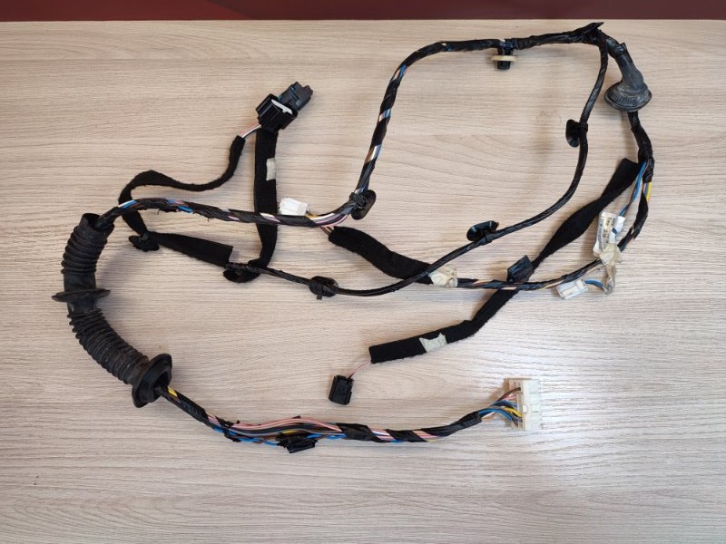 Проводка двери