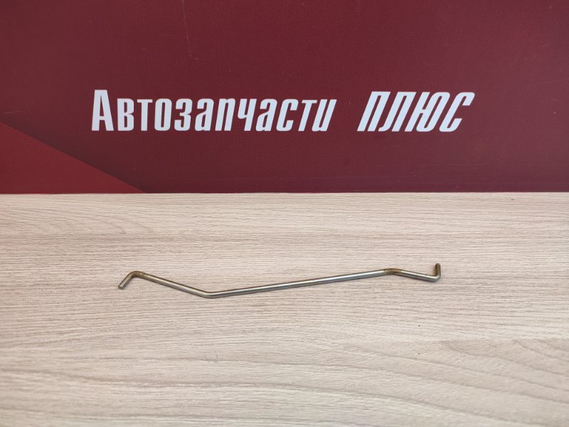 Тяга замка двери