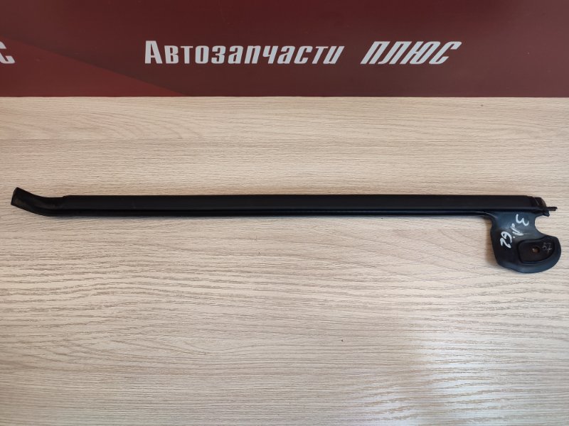 Уплотнитель двери