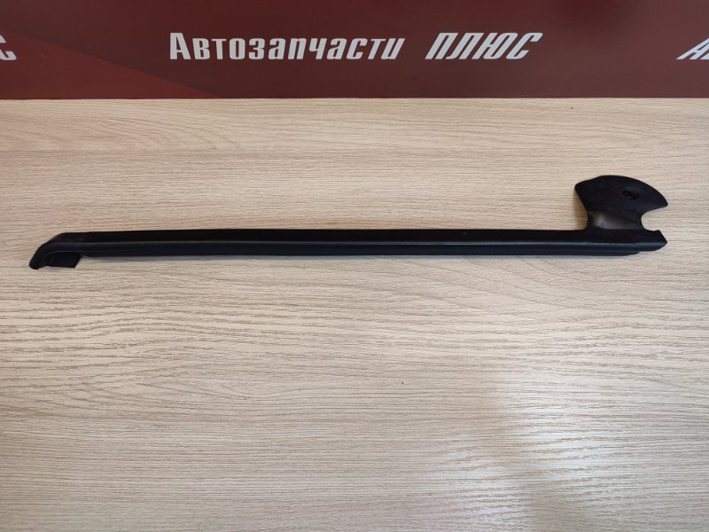 Уплотнитель двери