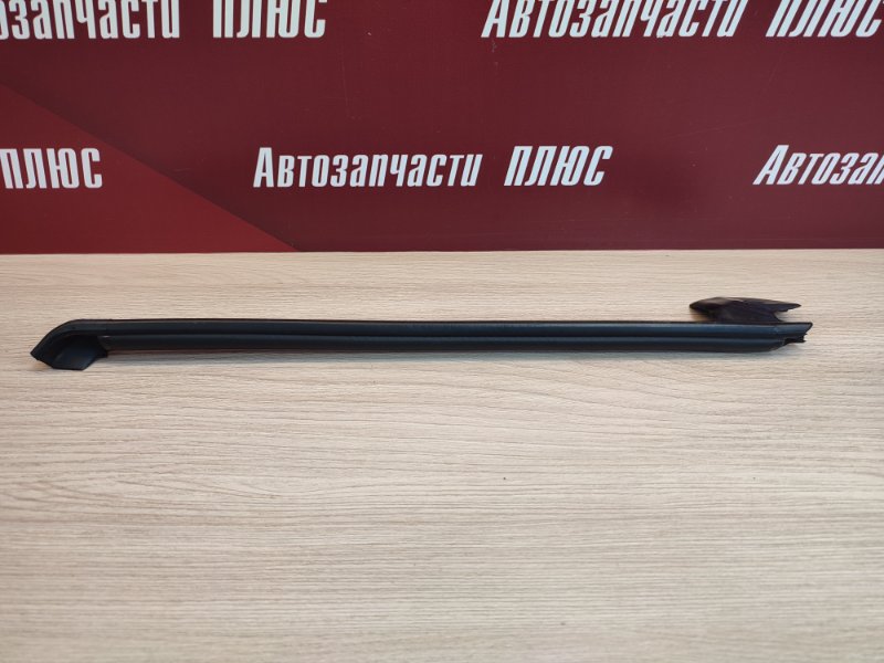 Уплотнитель двери