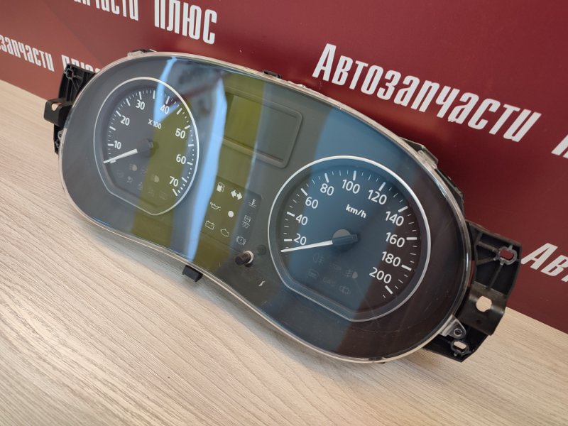 Щиток приборов