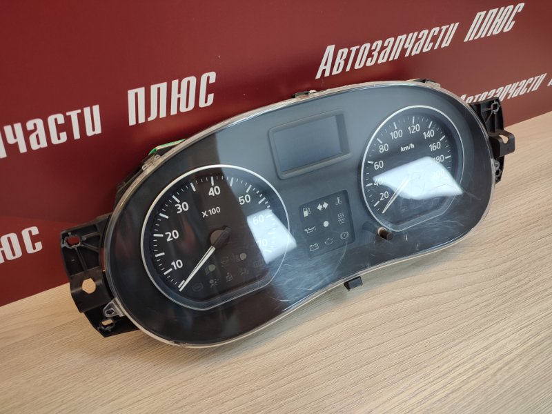 Щиток приборов