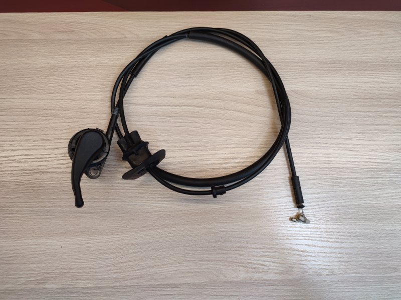 Трос замка капота