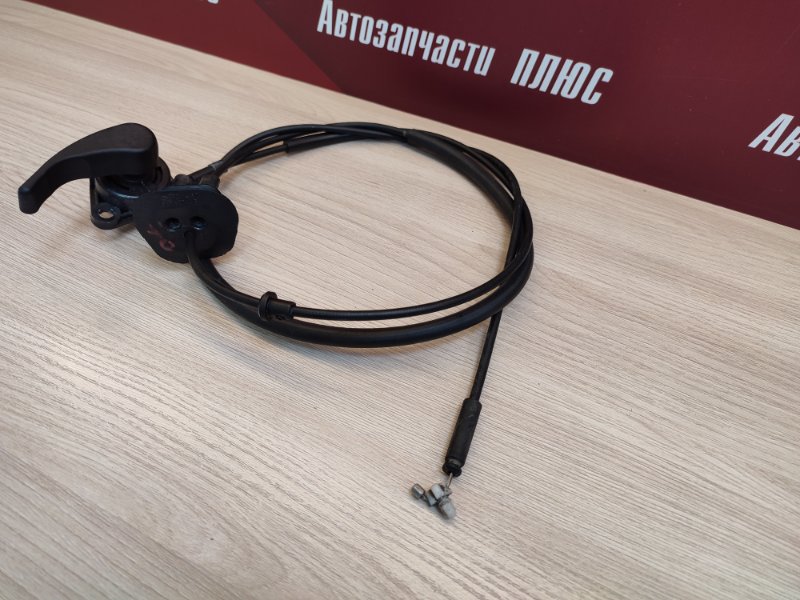 Трос замка капота