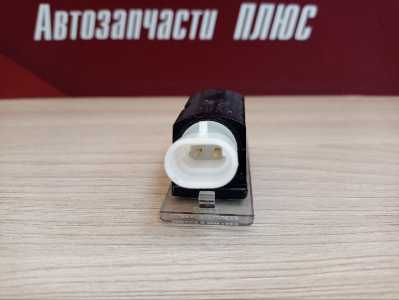 Плафон подсветки номера