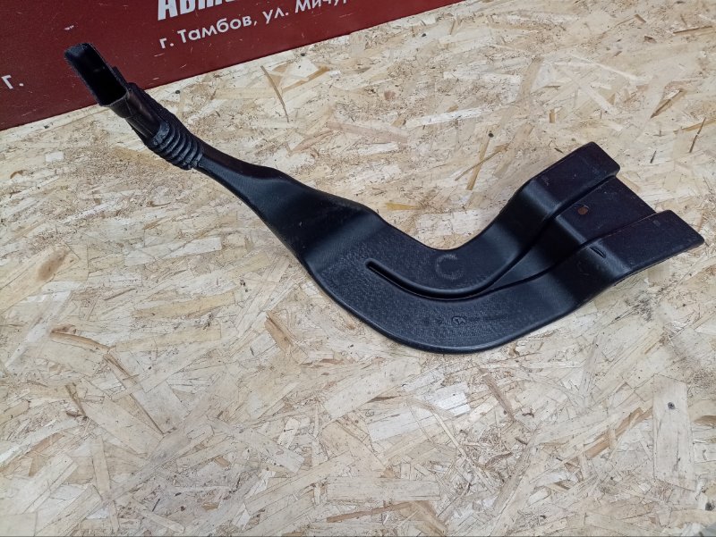 Воздуховод салона