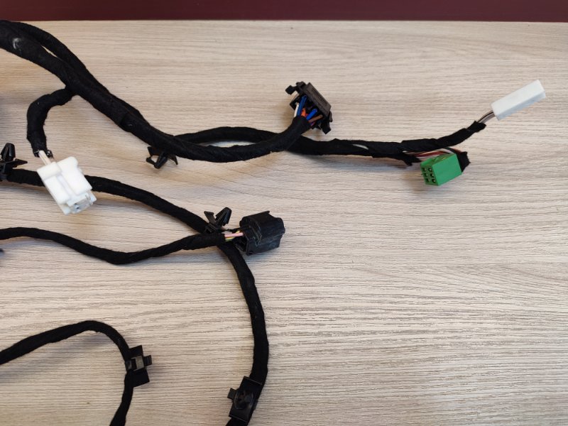 Проводка двери