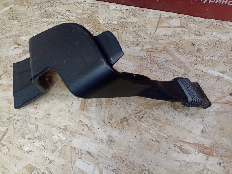 Воздуховод салона