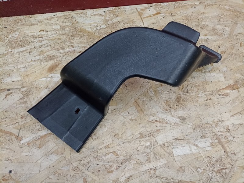 Воздуховод салона