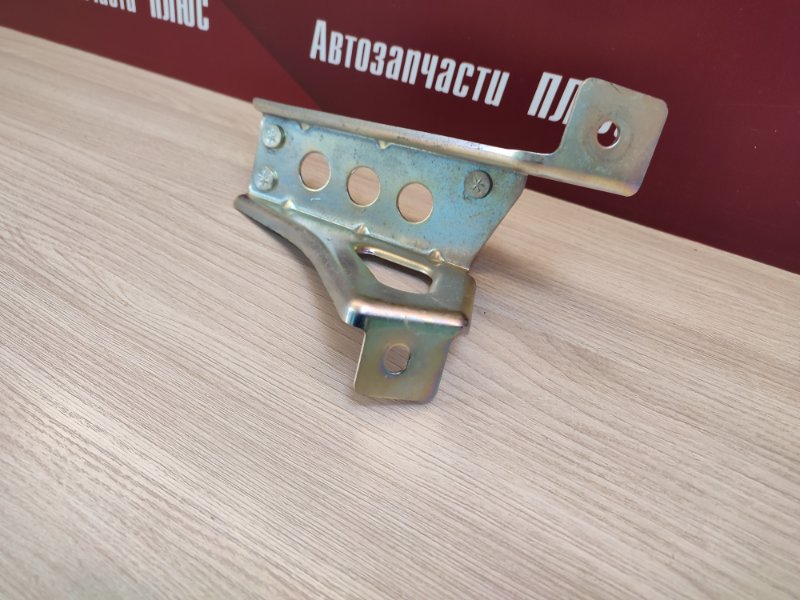 Кронштейн педали газа