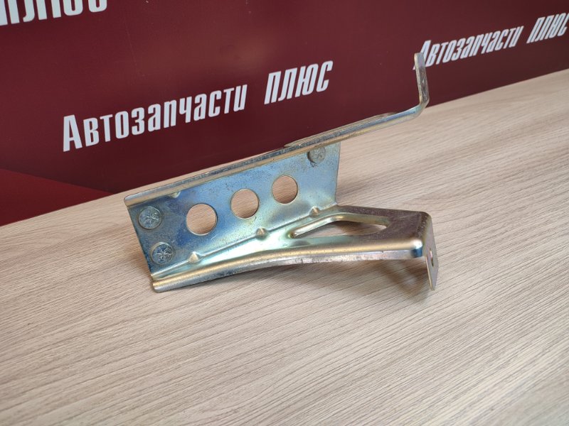 Кронштейн педали газа