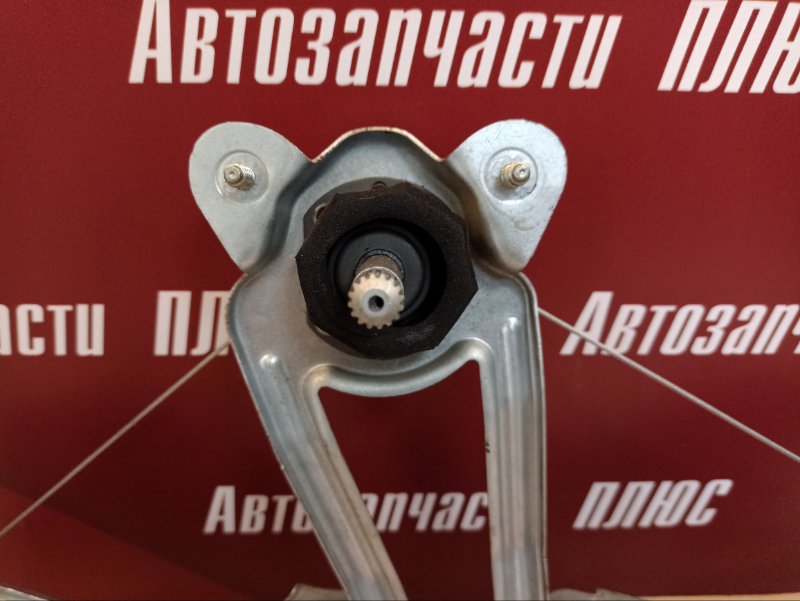 Стеклоподъемник    двери