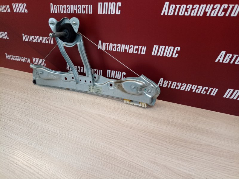 Стеклоподъемник    двери