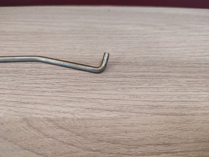 Тяга привода замка багажника