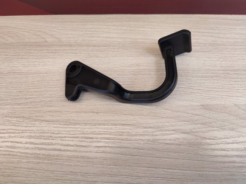 Ручка открывания капота