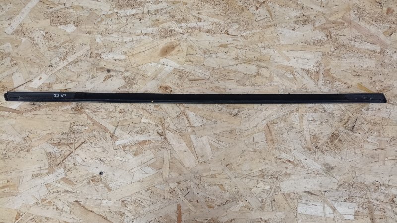 Уплотнитель стекла двери внешний