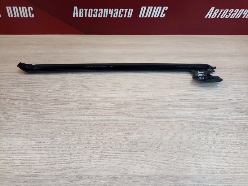 Уплотнитель двери