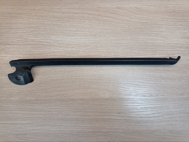 Уплотнитель двери