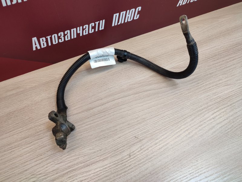 Клемма аккумулятора (минусовая)