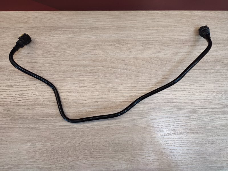 Трубка топливная