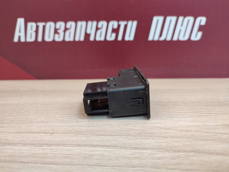 Кнопка стеклоподъемника