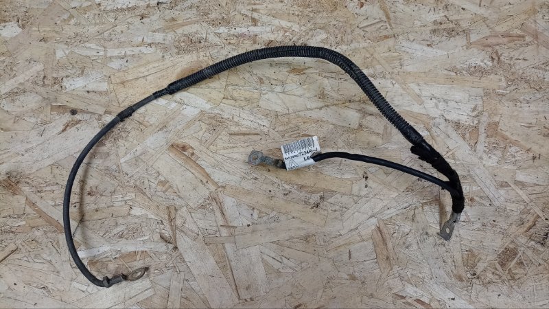 Клемма аккумулятора (минусовая)