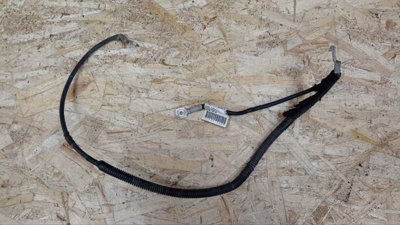 Клемма аккумулятора (минусовая)