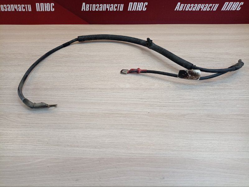 Клемма аккумулятора (минусовая)