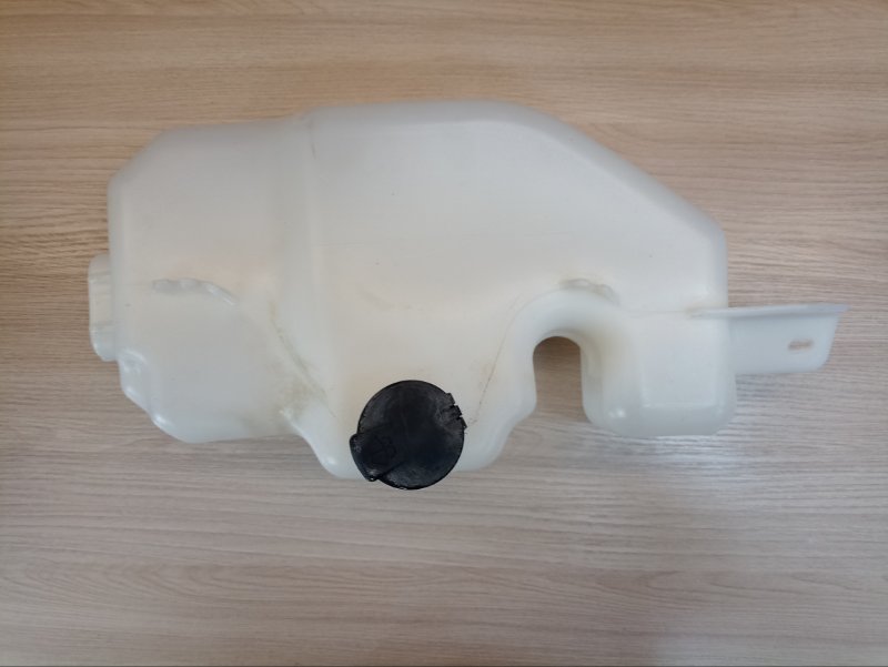 Бачок омывателя