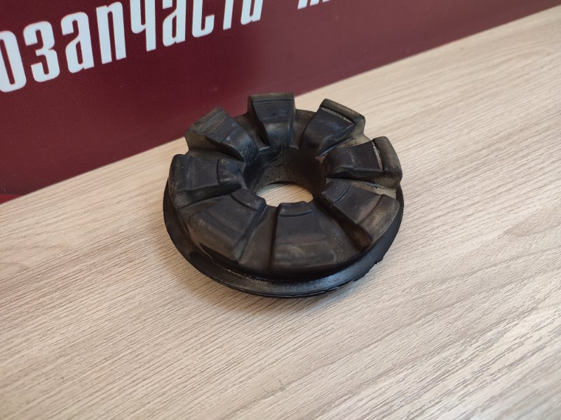 Верхняя опора    пружины