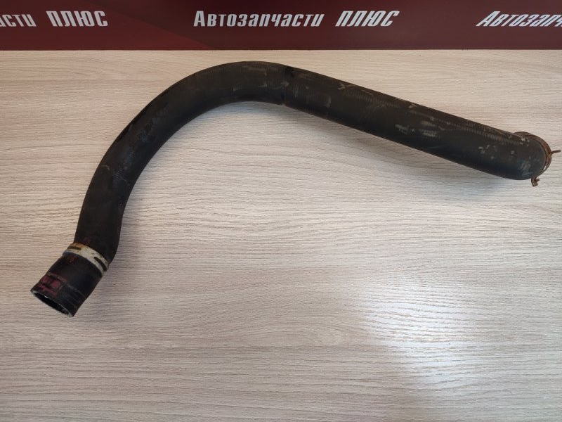 Патрубок радиатора