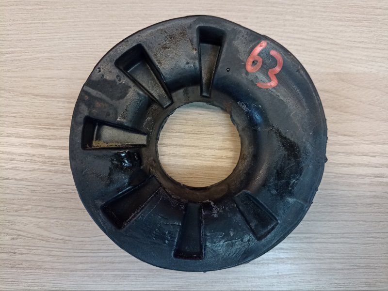 Верхняя опора    пружины