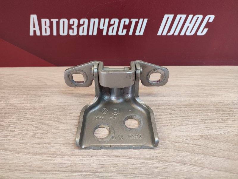 Петля двери