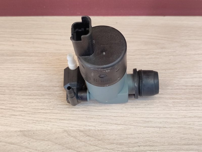 Моторчик бачка омывателя