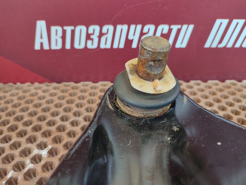 Рычаг подвески